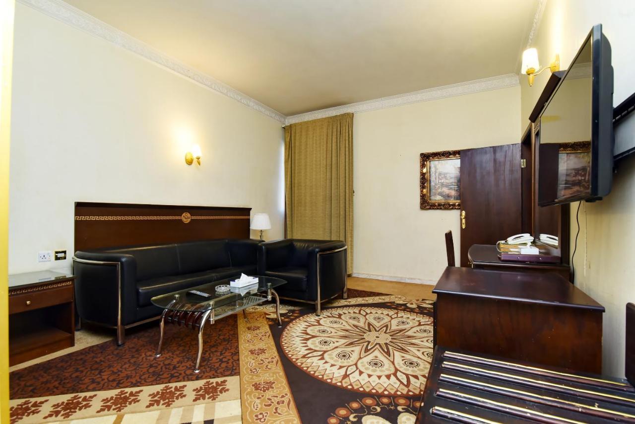 Capital O 419 Al Safeer Hotel Rijád Exteriér fotografie
